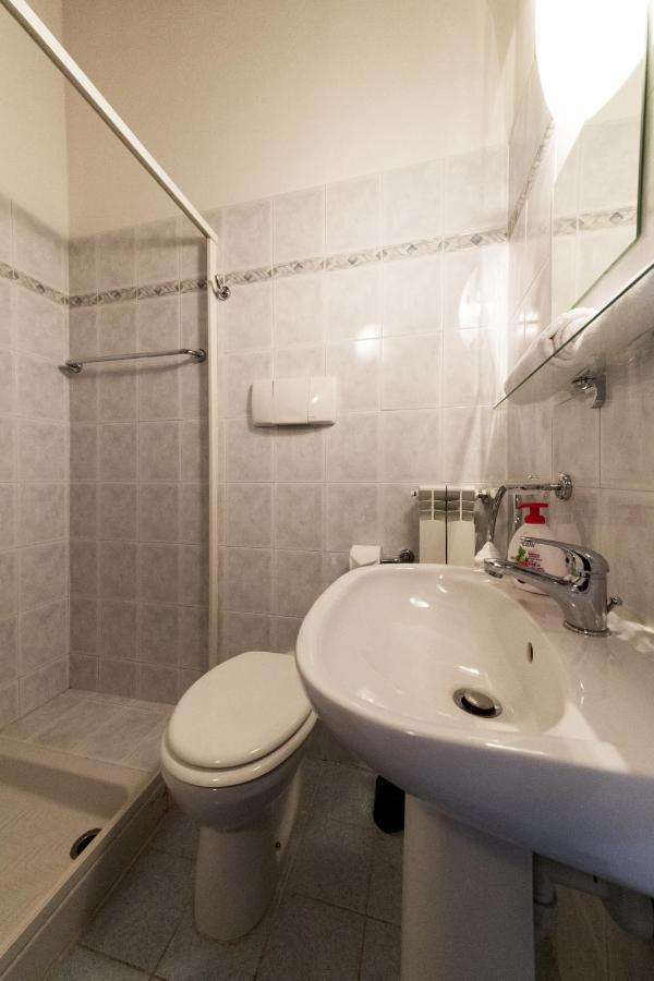 At The Lake Apartment Acquaseria Bagian luar foto