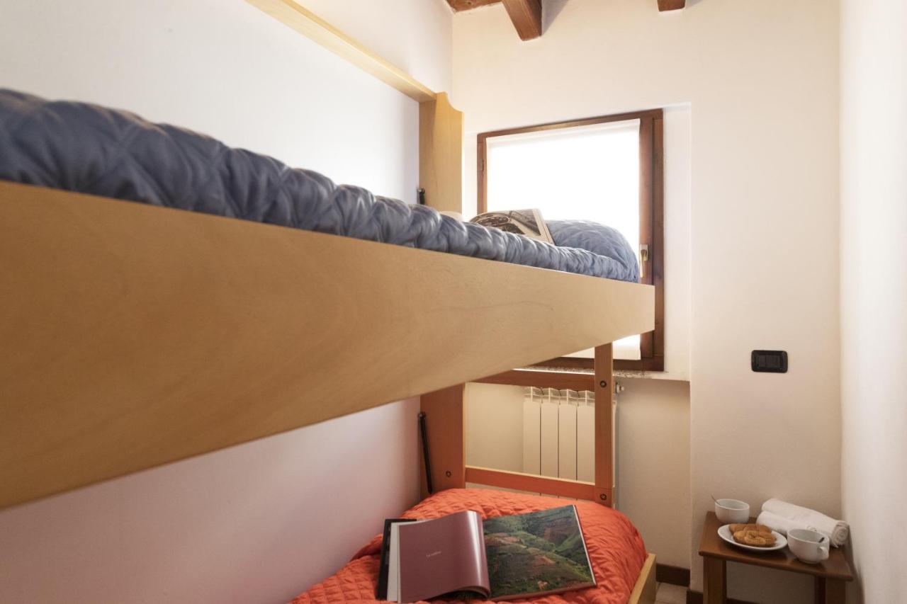 At The Lake Apartment Acquaseria Bagian luar foto
