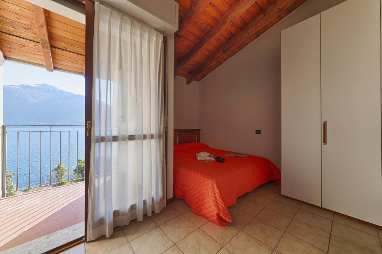 At The Lake Apartment Acquaseria Bagian luar foto