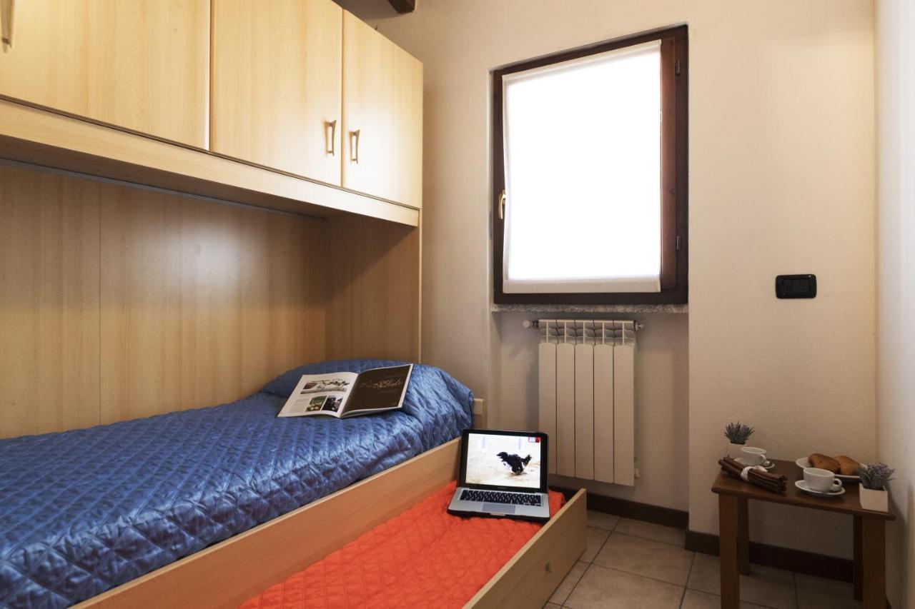 At The Lake Apartment Acquaseria Bagian luar foto